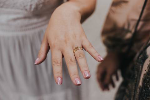 Maquiagem; Making of; Noiva; Noivo; Pré Wedding; Street Wedding; Celina Munhoz; Adriana Kruger; Manu Garcia; Camarim Madri; Wandering Wedding; São Francisco de Paula; Fotografia de Casal; Fotografia de Casamento; Pré Wedding; São Leopoldo; Belo Horizonte;'
