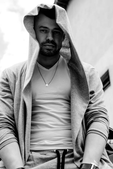 Ensaio Masculino; Fotografia Masculino; Recanto Bueno; Celina Munhoz; Novo Hamburgo; Fotografia Lifestyle; Nova Petropolis; Ensaio Teen; Retrato; Camarim Madri; Adriana Krieger; Manu Garcia; Secret Closet; Boudoir;'