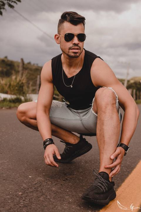 Ensaio Masculino; Fotografia Masculino; Recanto Bueno; Celina Munhoz; Novo Hamburgo; Fotografia Lifestyle; Nova Petropolis; Ensaio Teen; Retrato; Camarim Madri; Adriana Krieger; Manu Garcia; Secret Closet; Boudoir;'