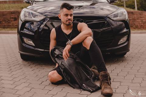 Ensaio Masculino; Fotografia Masculino; Recanto Bueno; Celina Munhoz; Novo Hamburgo; Fotografia Lifestyle; Nova Petropolis; Ensaio Teen; Retrato; Camarim Madri; Adriana Krieger; Manu Garcia; Secret Closet; Boudoir;'