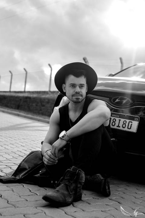 Ensaio Masculino; Fotografia Masculino; Recanto Bueno; Celina Munhoz; Novo Hamburgo; Fotografia Lifestyle; Nova Petropolis; Ensaio Teen; Retrato; Camarim Madri; Adriana Krieger; Manu Garcia; Secret Closet; Boudoir;'