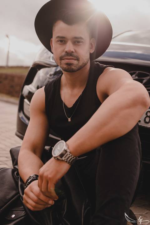 Ensaio Masculino; Fotografia Masculino; Recanto Bueno; Celina Munhoz; Novo Hamburgo; Fotografia Lifestyle; Nova Petropolis; Ensaio Teen; Retrato; Camarim Madri; Adriana Krieger; Manu Garcia; Secret Closet; Boudoir;'