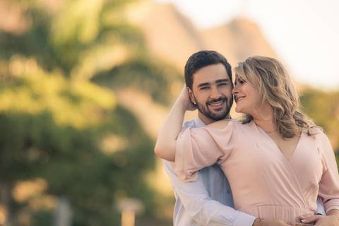 Maquiagem; Making of; Noiva; Noivo; Pré Wedding; Street Wedding; Celina Munhoz; Adriana Kruger; Manu Garcia; Camarim Madri; Wandering Wedding; São Francisco de Paula; Fotografia de Casal; Fotografia de Casamento; Pré Wedding; São Leopoldo; Belo Horizonte;'