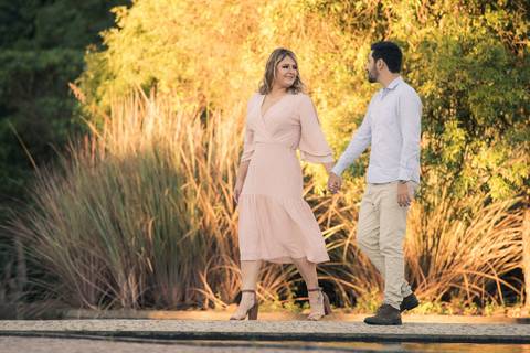 Maquiagem; Making of; Noiva; Noivo; Pré Wedding; Street Wedding; Celina Munhoz; Adriana Kruger; Manu Garcia; Camarim Madri; Wandering Wedding; São Francisco de Paula; Fotografia de Casal; Fotografia de Casamento; Pré Wedding; São Leopoldo; Belo Horizonte;'