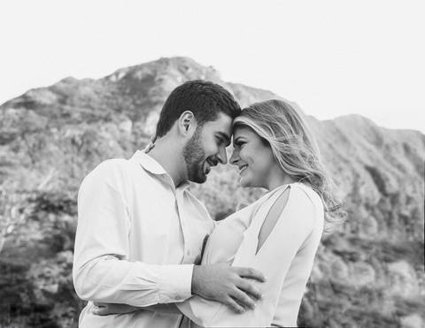 Maquiagem; Making of; Noiva; Noivo; Pré Wedding; Street Wedding; Celina Munhoz; Adriana Kruger; Manu Garcia; Camarim Madri; Wandering Wedding; São Francisco de Paula; Fotografia de Casal; Fotografia de Casamento; Pré Wedding; São Leopoldo; Belo Horizonte;'