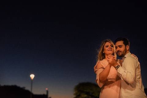 Maquiagem; Making of; Noiva; Noivo; Pré Wedding; Street Wedding; Celina Munhoz; Adriana Kruger; Manu Garcia; Camarim Madri; Wandering Wedding; São Francisco de Paula; Fotografia de Casal; Fotografia de Casamento; Pré Wedding; São Leopoldo; Belo Horizonte;'