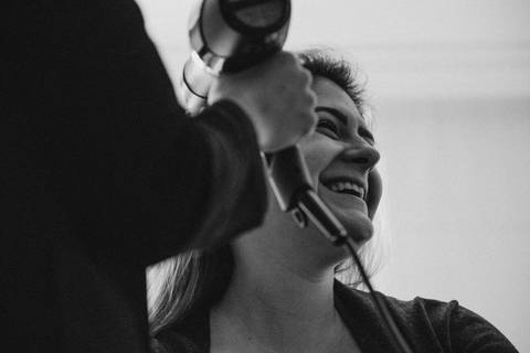 Maquiagem; Making of; Noiva; Noivo; Pré Wedding; Street Wedding; Celina Munhoz; Adriana Kruger; Manu Garcia; Camarim Madri; Wandering Wedding; São Francisco de Paula; Fotografia de Casal; Fotografia de Casamento; Pré Wedding; São Leopoldo; Belo Horizonte;'