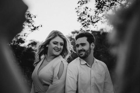 Maquiagem; Making of; Noiva; Noivo; Pré Wedding; Street Wedding; Celina Munhoz; Adriana Kruger; Manu Garcia; Camarim Madri; Wandering Wedding; São Francisco de Paula; Fotografia de Casal; Fotografia de Casamento; Pré Wedding; São Leopoldo; Belo Horizonte;'