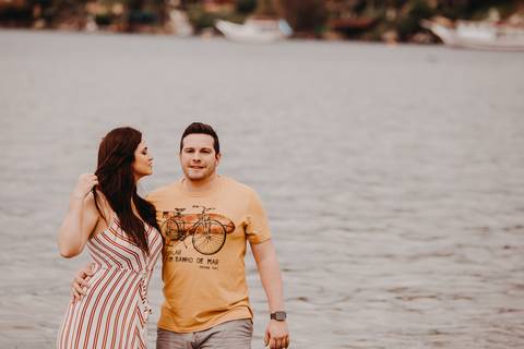 Maquiagem; Making of; Noiva; Noivo; Pré Wedding; Street Wedding; Celina Munhoz; Adriana Kruger; Manu Garcia; Camarim Madri; Wandering Wedding; São Francisco de Paula; Fotografia de Casal; Fotografia de Casamento; Pré Wedding; São Leopoldo; Belo Horizonte;'