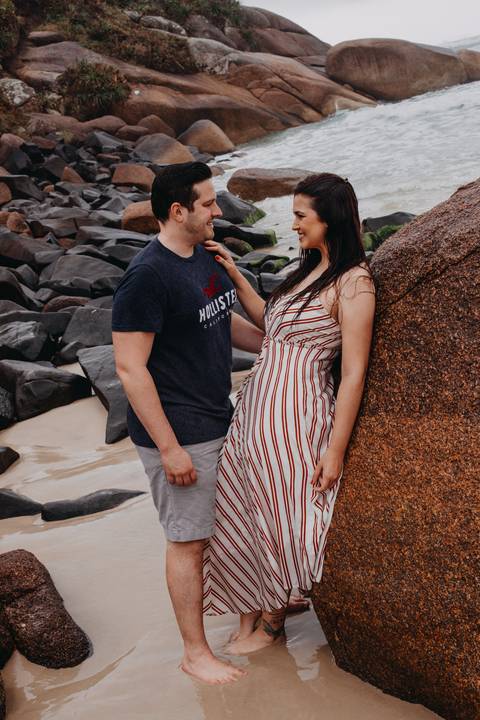 Maquiagem; Making of; Noiva; Noivo; Pré Wedding; Street Wedding; Celina Munhoz; Adriana Kruger; Manu Garcia; Camarim Madri; Wandering Wedding; São Francisco de Paula; Fotografia de Casal; Fotografia de Casamento; Pré Wedding; São Leopoldo; Belo Horizonte;'