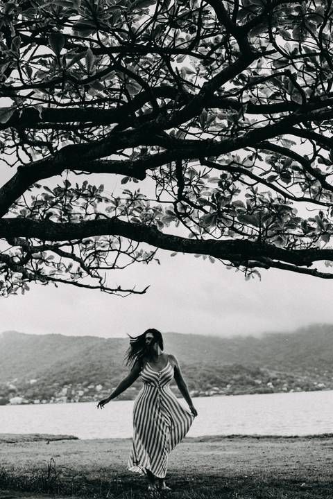 Maquiagem; Making of; Noiva; Noivo; Pré Wedding; Street Wedding; Celina Munhoz; Adriana Kruger; Manu Garcia; Camarim Madri; Wandering Wedding; São Francisco de Paula; Fotografia de Casal; Fotografia de Casamento; Pré Wedding; São Leopoldo; Belo Horizonte;'