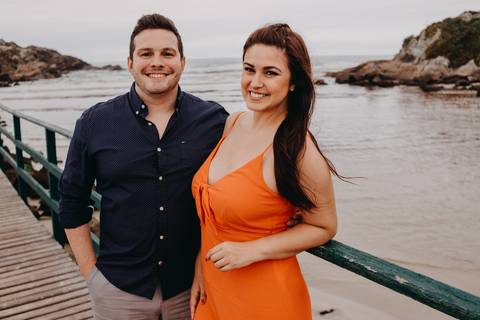 Maquiagem; Making of; Noiva; Noivo; Pré Wedding; Street Wedding; Celina Munhoz; Adriana Kruger; Manu Garcia; Camarim Madri; Wandering Wedding; São Francisco de Paula; Fotografia de Casal; Fotografia de Casamento; Pré Wedding; São Leopoldo; Belo Horizonte;'