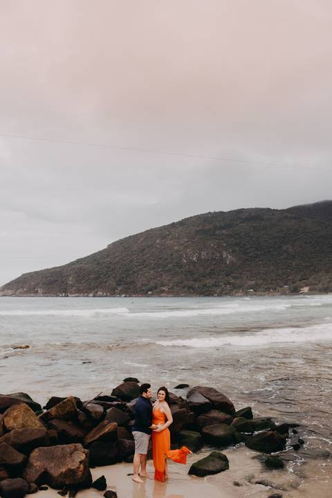 Maquiagem; Making of; Noiva; Noivo; Pré Wedding; Street Wedding; Celina Munhoz; Adriana Kruger; Manu Garcia; Camarim Madri; Wandering Wedding; São Francisco de Paula; Fotografia de Casal; Fotografia de Casamento; Pré Wedding; São Leopoldo; Belo Horizonte;'