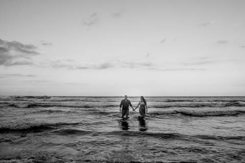 Maquiagem; Making of; Noiva; Noivo; Pré Wedding; Street Wedding; Celina Munhoz; Adriana Kruger; Manu Garcia; Camarim Madri; Wandering Wedding; São Francisco de Paula; Fotografia de Casal; Fotografia de Casamento; Pré Wedding; São Leopoldo; Belo Horizonte;'