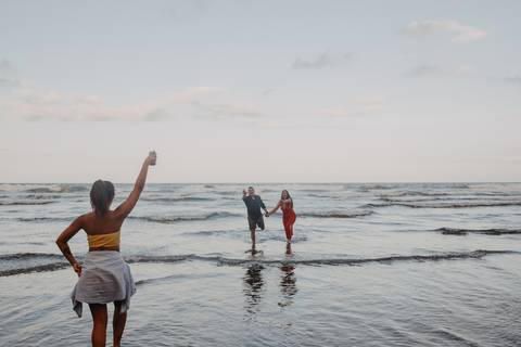Maquiagem; Making of; Noiva; Noivo; Pré Wedding; Street Wedding; Celina Munhoz; Adriana Kruger; Manu Garcia; Camarim Madri; Wandering Wedding; São Francisco de Paula; Fotografia de Casal; Fotografia de Casamento; Pré Wedding; São Leopoldo; Belo Horizonte;'