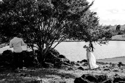 Maquiagem; Making of; Noiva; Noivo; Pré Wedding; Street Wedding; Celina Munhoz; Adriana Kruger; Manu Garcia; Camarim Madri; Wandering Wedding; São Francisco de Paula; Fotografia de Casal; Fotografia de Casamento; Pré Wedding; São Leopoldo; Belo Horizonte;'