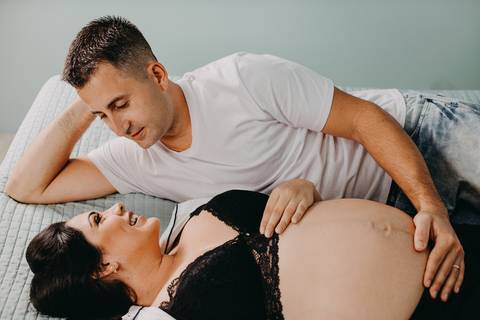 Ensaio Gestante; Mãe de Menina; Fotografia gestante; Fotografia gestante São Leopoldo; Fotografia gestante; Fotografia de família; São Leopoldo; Fotografia com animais; Ensaio de família; Gravidez; Grêmio;'