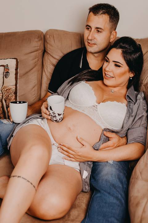 Ensaio Gestante; Mãe de Menina; Fotografia gestante; Fotografia gestante São Leopoldo; Fotografia gestante; Fotografia de família; São Leopoldo; Fotografia com animais; Ensaio de família; Gravidez; Grêmio;'