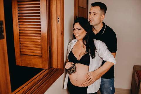 Ensaio Gestante; Mãe de Menina; Fotografia gestante; Fotografia gestante São Leopoldo; Fotografia gestante; Fotografia de família; São Leopoldo; Fotografia com animais; Ensaio de família; Gravidez; Grêmio;'