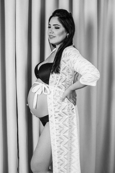 Ensaio Gestante; Mãe de Menina; Fotografia gestante; Fotografia gestante São Leopoldo; Fotografia gestante; Fotografia de família; São Leopoldo; Fotografia com animais; Ensaio de família; Gravidez; Grêmio;'