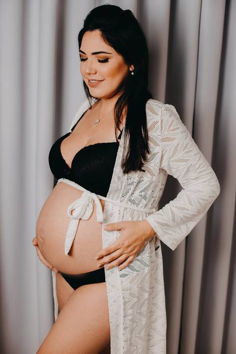 Ensaio Gestante; Mãe de Menina; Fotografia gestante; Fotografia gestante São Leopoldo; Fotografia gestante; Fotografia de família; São Leopoldo; Fotografia com animais; Ensaio de família; Gravidez; Grêmio;'