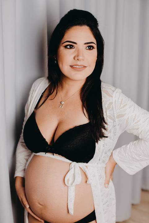 Ensaio Gestante; Mãe de Menina; Fotografia gestante; Fotografia gestante São Leopoldo; Fotografia gestante; Fotografia de família; São Leopoldo; Fotografia com animais; Ensaio de família; Gravidez; Grêmio;'