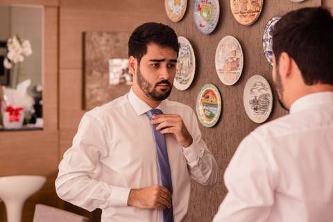 Maquiagem; Making of; Noiva; Noivo; Pré Wedding; Street Wedding; Celina Munhoz; Adriana Kruger; Manu Garcia; Camarim Madri; Wandering Wedding; São Francisco de Paula; Fotografia de Casal; Fotografia de Casamento; Pré Wedding; São Leopoldo; Belo Horizonte;'