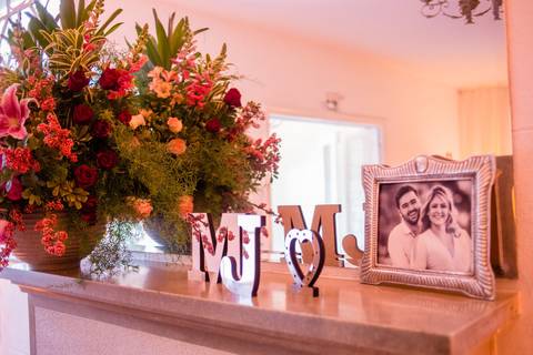 Maquiagem; Making of; Noiva; Noivo; Pré Wedding; Street Wedding; Celina Munhoz; Adriana Kruger; Manu Garcia; Camarim Madri; Wandering Wedding; São Francisco de Paula; Fotografia de Casal; Fotografia de Casamento; Pré Wedding; São Leopoldo; Belo Horizonte;'