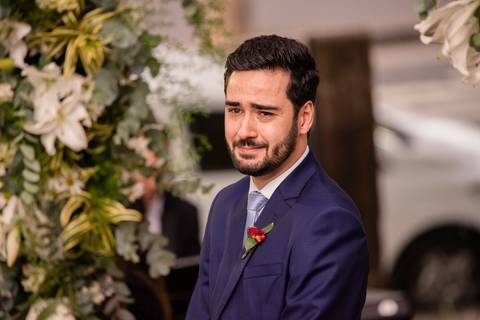 Maquiagem; Making of; Noiva; Noivo; Pré Wedding; Street Wedding; Celina Munhoz; Adriana Kruger; Manu Garcia; Camarim Madri; Wandering Wedding; São Francisco de Paula; Fotografia de Casal; Fotografia de Casamento; Pré Wedding; São Leopoldo; Belo Horizonte;'