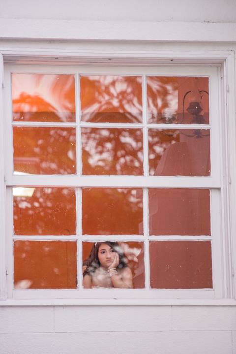 Maquiagem; Making of; Noiva; Noivo; Pré Wedding; Street Wedding; Celina Munhoz; Adriana Kruger; Manu Garcia; Camarim Madri; Wandering Wedding; São Francisco de Paula; Fotografia de Casal; Fotografia de Casamento; Pré Wedding; São Leopoldo; Belo Horizonte;'