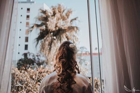 Maquiagem; Making of; Noiva; Noivo; Pré Wedding; Street Wedding; Celina Munhoz; Adriana Kruger; Manu Garcia; Camarim Madri; Wandering Wedding; São Francisco de Paula; Fotografia de Casal; Fotografia de Casamento; Pré Wedding; São Leopoldo; Belo Horizonte;'