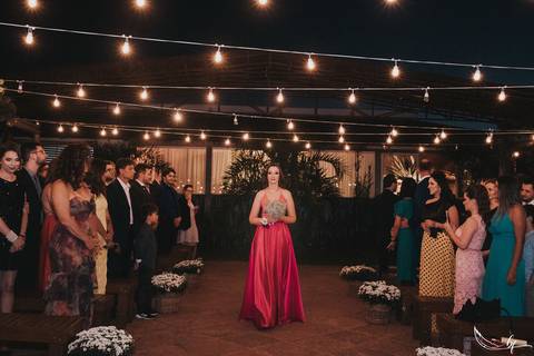 Maquiagem; Making of; Noiva; Noivo; Pré Wedding; Street Wedding; Celina Munhoz; Adriana Kruger; Manu Garcia; Camarim Madri; Wandering Wedding; São Francisco de Paula; Fotografia de Casal; Fotografia de Casamento; Pré Wedding; São Leopoldo; Belo Horizonte;'