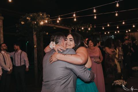 Maquiagem; Making of; Noiva; Noivo; Pré Wedding; Street Wedding; Celina Munhoz; Adriana Kruger; Manu Garcia; Camarim Madri; Wandering Wedding; São Francisco de Paula; Fotografia de Casal; Fotografia de Casamento; Pré Wedding; São Leopoldo; Belo Horizonte;'