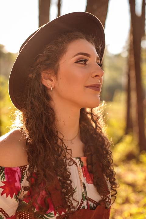 Ensaio feminino; Fotografia feminina; Recanto Bueno; Celina Munhoz; Novo Hamburgo; Fotografia Lifestyle; Nova Petropolis; Ensaio Teen; Ensaio 15th; 15 anos; Fotografo de 15 Anos; Debutante; Camarim Madri; Adriana Krieger; Manu Garcia;'