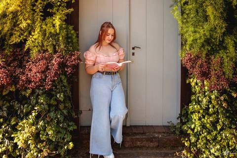 Ensaio feminino; Fotografia feminina; Recanto Bueno; Celina Munhoz; Novo Hamburgo; Fotografia Lifestyle; Nova Petropolis; Ensaio Teen; Ensaio 15th; 15 anos; Fotografo de 15 Anos; Debutante; Camarim Madri; Adriana Krieger; Manu Garcia;'