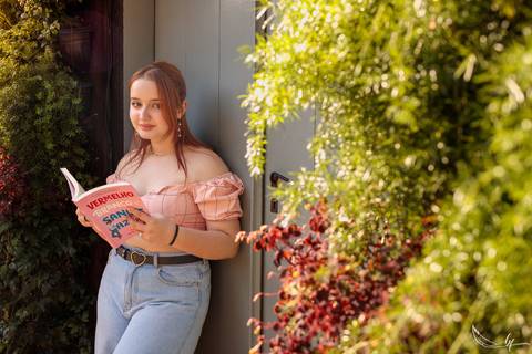 Ensaio feminino; Fotografia feminina; Recanto Bueno; Celina Munhoz; Novo Hamburgo; Fotografia Lifestyle; Nova Petropolis; Ensaio Teen; Ensaio 15th; 15 anos; Fotografo de 15 Anos; Debutante; Camarim Madri; Adriana Krieger; Manu Garcia;'