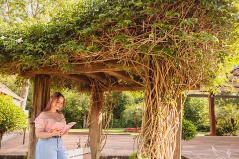 Ensaio feminino; Fotografia feminina; Recanto Bueno; Celina Munhoz; Novo Hamburgo; Fotografia Lifestyle; Nova Petropolis; Ensaio Teen; Ensaio 15th; 15 anos; Fotografo de 15 Anos; Debutante; Camarim Madri; Adriana Krieger; Manu Garcia;'