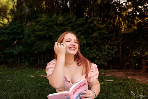 Ensaio feminino; Fotografia feminina; Recanto Bueno; Celina Munhoz; Novo Hamburgo; Fotografia Lifestyle; Nova Petropolis; Ensaio Teen; Ensaio 15th; 15 anos; Fotografo de 15 Anos; Debutante; Camarim Madri; Adriana Krieger; Manu Garcia;'