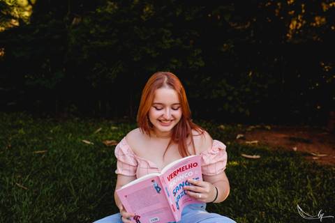 Ensaio feminino; Fotografia feminina; Recanto Bueno; Celina Munhoz; Novo Hamburgo; Fotografia Lifestyle; Nova Petropolis; Ensaio Teen; Ensaio 15th; 15 anos; Fotografo de 15 Anos; Debutante; Camarim Madri; Adriana Krieger; Manu Garcia;'