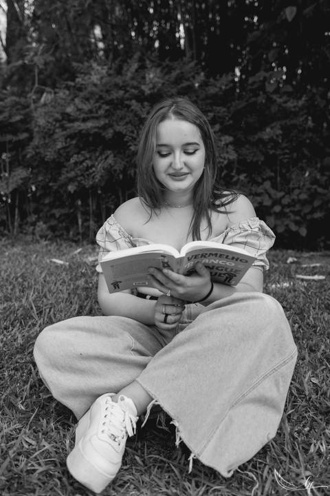 Ensaio feminino; Fotografia feminina; Recanto Bueno; Celina Munhoz; Novo Hamburgo; Fotografia Lifestyle; Nova Petropolis; Ensaio Teen; Ensaio 15th; 15 anos; Fotografo de 15 Anos; Debutante; Camarim Madri; Adriana Krieger; Manu Garcia;'