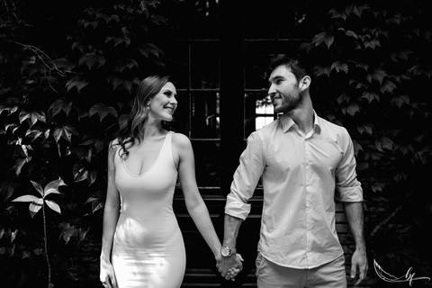 Maquiagem; Making of; Noiva; Noivo; Pré Wedding; Street Wedding; Celina Munhoz; Adriana Kruger; Manu Garcia; Camarim Madri; Wandering Wedding; São Francisco de Paula; Fotografia de Casal; Fotografia de Casamento; Pré Wedding; São Leopoldo; Belo Horizonte;'