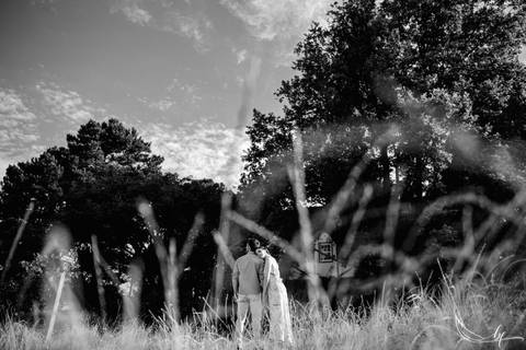 Maquiagem; Making of; Noiva; Noivo; Pré Wedding; Street Wedding; Celina Munhoz; Adriana Kruger; Manu Garcia; Camarim Madri; Wandering Wedding; São Francisco de Paula; Fotografia de Casal; Fotografia de Casamento; Pré Wedding; São Leopoldo; Belo Horizonte;'