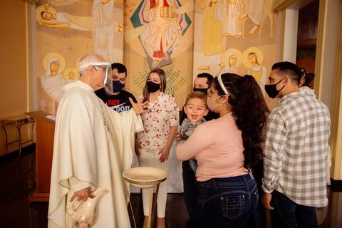 Paroquia Santa Catarina; Fotografia de Família; Fotografo de Eventos; São Leopoldo; Novo Hamburgo; Dois Irmãos; Ivoti; Esteio; Fotografo de Batizado; Fotografia de Batizado; Batizado; Catedral Basílica São Luiz Gonzaga; Paroquia São Jose Operário;'