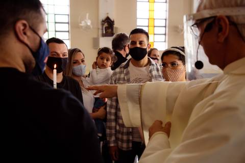 Paroquia Santa Catarina; Fotografia de Família; Fotografo de Eventos; São Leopoldo; Novo Hamburgo; Dois Irmãos; Ivoti; Esteio; Fotografo de Batizado; Fotografia de Batizado; Batizado; Catedral Basílica São Luiz Gonzaga; Paroquia São Jose Operário;'