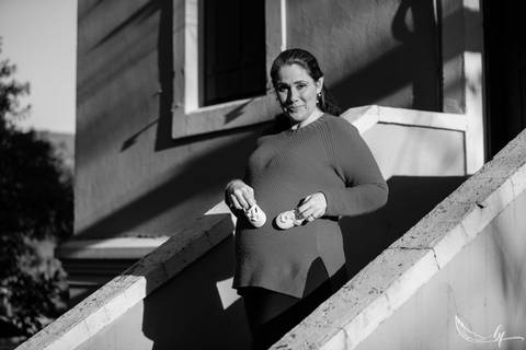 Ensaio Gestante; Mãe de Menina; Fotografia gestante; Fotografia gestante São Leopoldo; Fotografia gestante; Fotografia de família; São Leopoldo; Fotografia com animais; Ensaio de família; Gravidez;'