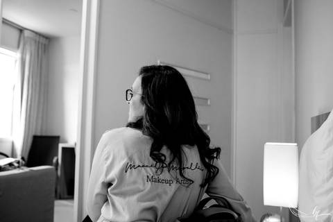 Maquiagem; Making of; Noiva; Noivo; Pré Wedding; Street Wedding; Celina Munhoz; Adriana Kruger; Manu Garcia; Camarim Madri; Wandering Wedding; São Francisco de Paula; Fotografia de Casal; Fotografia de Casamento; Pré Wedding; São Leopoldo; Belo Horizonte;'