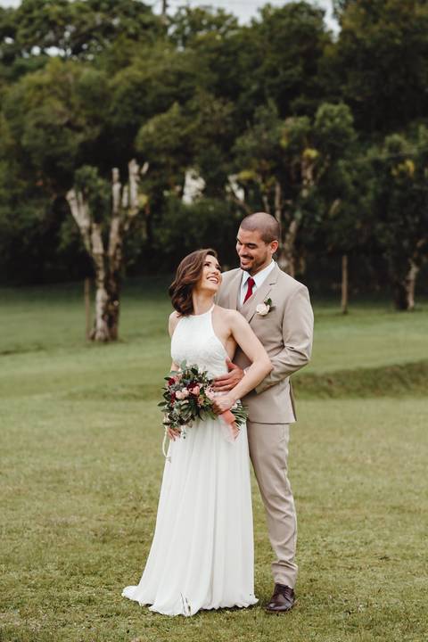 Ensaio dos NoivosNoiva, Bailarina, Making off Noiva, Curitiba, Vestido de noiva, Casar na igreja, festa, ar livre. Aliança, Perfume, Terno Noivo, Sapato, Zutti'