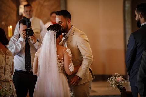 Casamento - Wedding Day - Vestido de Noiva - Noivo - Alianças - Buque'