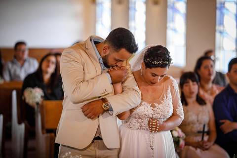 Casamento - Wedding Day - Vestido de Noiva - Noivo - Alianças - Buque'