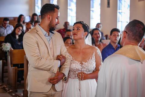 Casamento - Wedding Day - Vestido de Noiva - Noivo - Alianças - Buque'